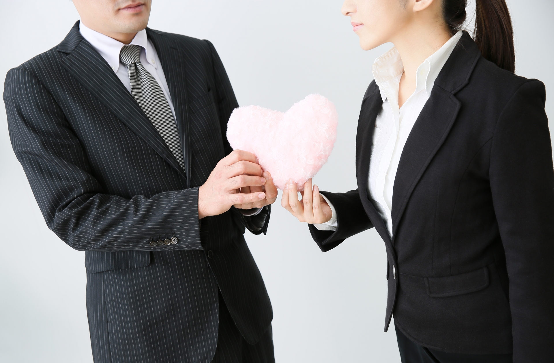 社内 恋愛 同棲